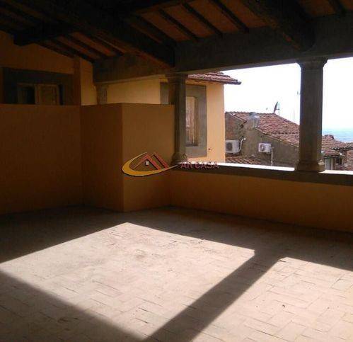 villa in vendita a Cortona