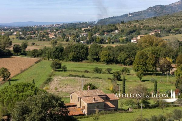 casa indipendente in vendita a Cortona in zona Casale