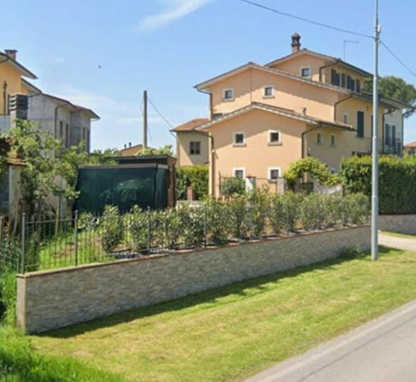 casa indipendente in vendita a Cortona in zona Monsigliolo