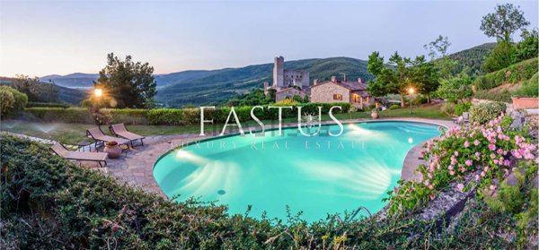 casale in vendita a Cortona in zona Casale