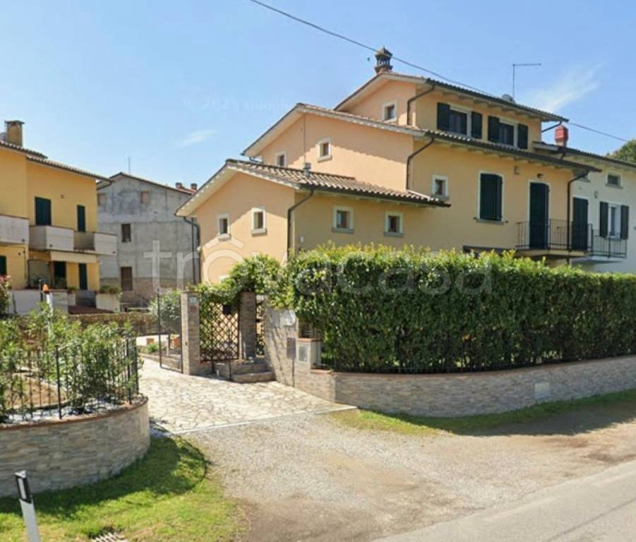 casa indipendente in vendita a Cortona in zona Monsigliolo