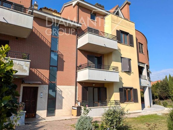 appartamento in vendita a Cortona in zona Camucia