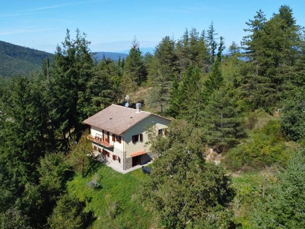 casa indipendente in vendita a Cortona in zona Portole