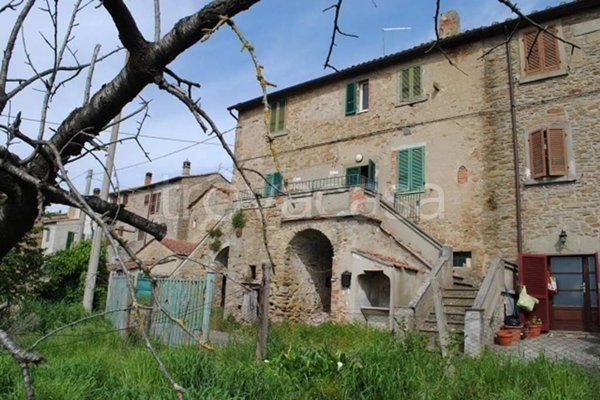 casa indipendente in vendita a Cortona in zona Casale