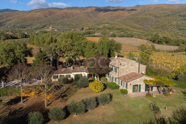 casa indipendente in vendita a Cortona in zona Casale