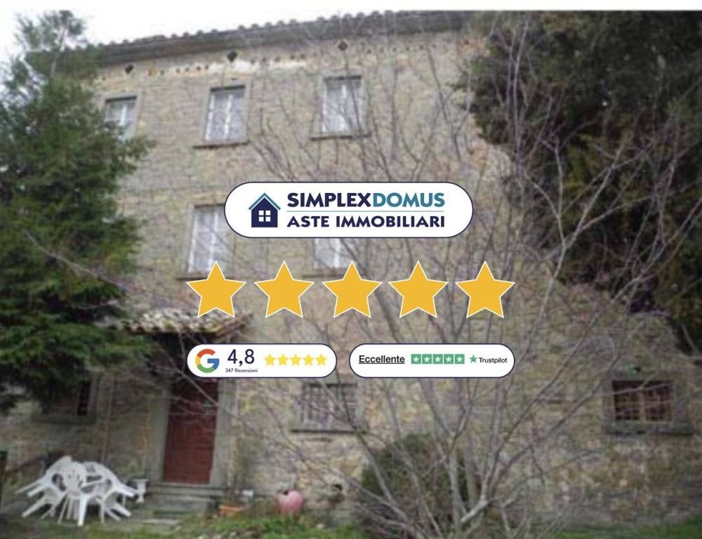 casa indipendente in vendita a Cortona