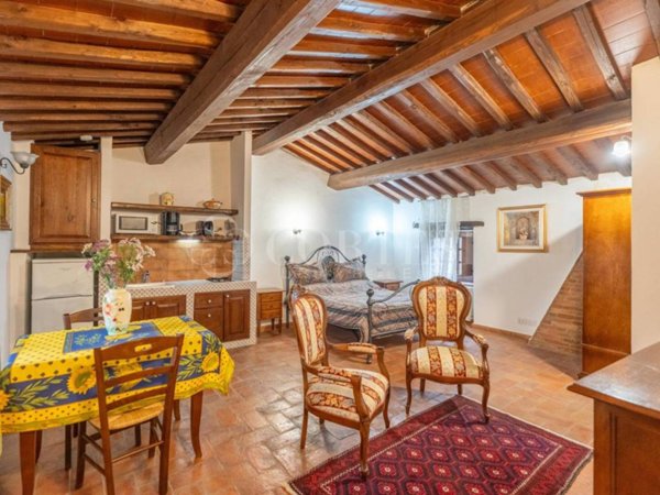 appartamento in vendita a Cortona in zona Ossaia