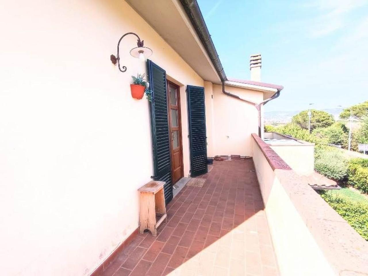 appartamento in vendita a Cortona in zona Pietraia