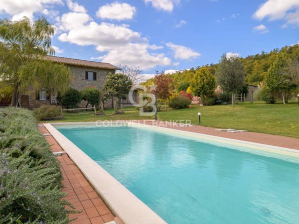 casa indipendente in vendita a Cortona in zona Casale