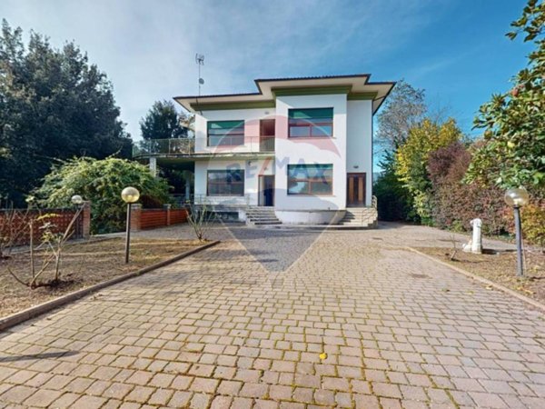 casa indipendente in vendita a Cortona in zona Mercatale