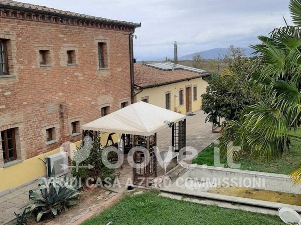 casa indipendente in vendita a Cortona in zona Casale