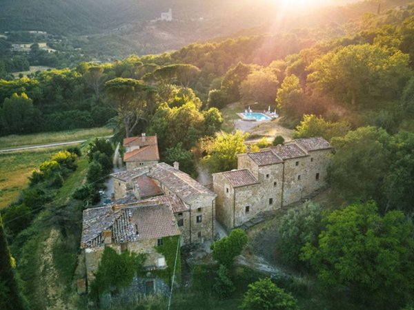 casa indipendente in vendita a Cortona in zona Casale