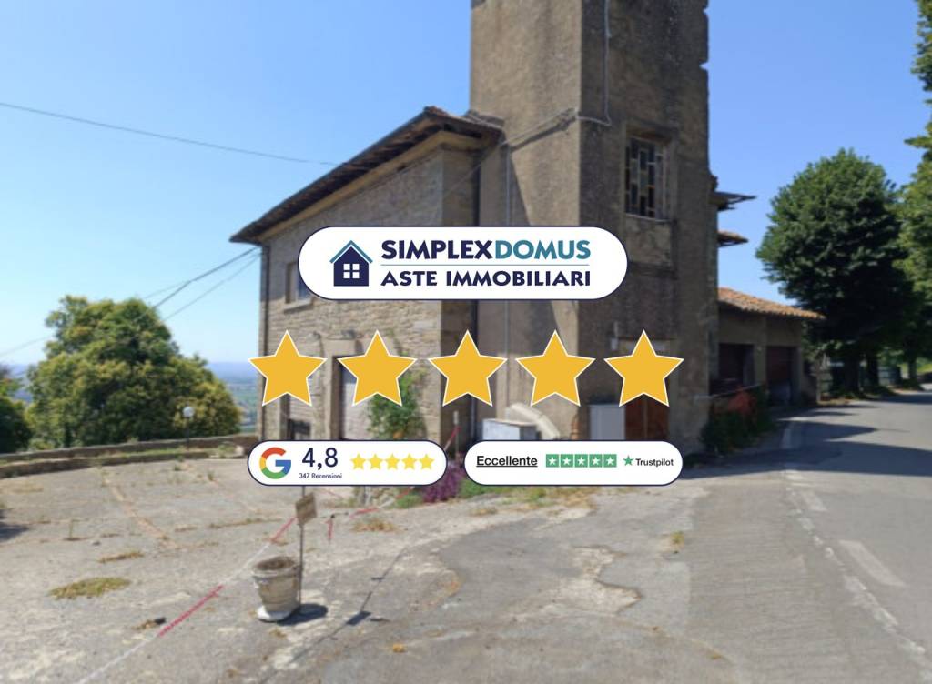 casa indipendente in vendita a Cortona