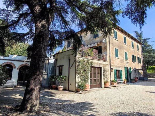 casa indipendente in vendita a Cortona in zona Riccio