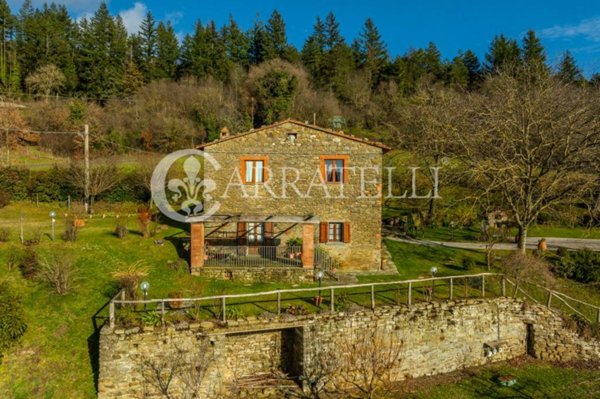 casa indipendente in vendita a Cortona in zona Casale