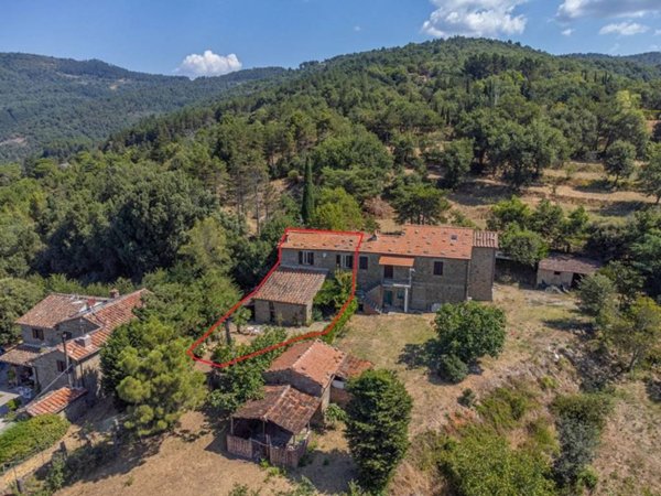 casa indipendente in vendita a Cortona in zona Casale