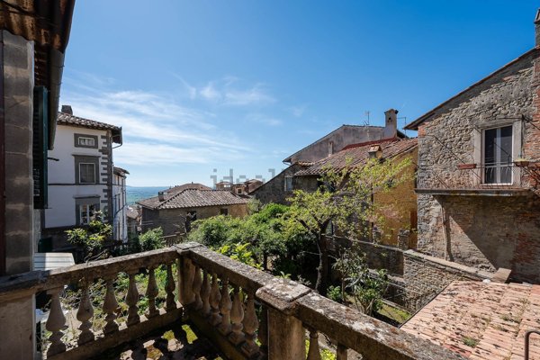 appartamento in vendita a Cortona