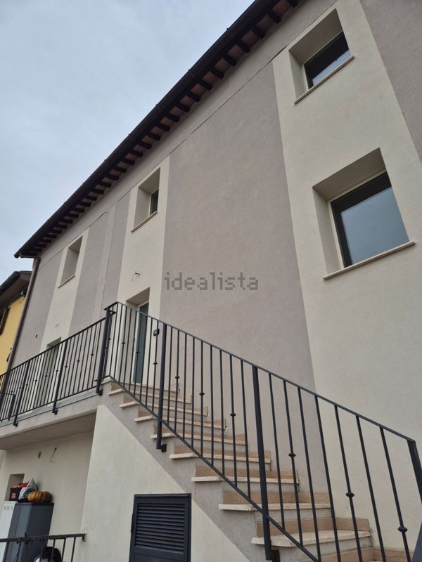 appartamento in vendita a Cortona in zona Montecchio