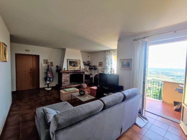 appartamento in vendita a Cortona