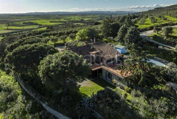 casa indipendente in vendita a Cortona in zona Cegliolo