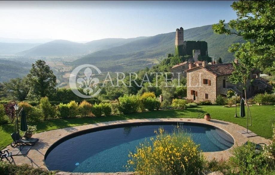 casa indipendente in vendita a Cortona in zona Casale