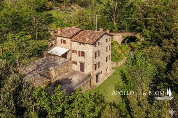 casa indipendente in vendita a Cortona in zona Casale