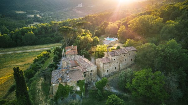 casale in vendita a Cortona in zona Pierle