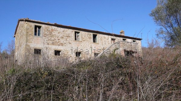 casa indipendente in vendita a Cortona in zona Mercatale