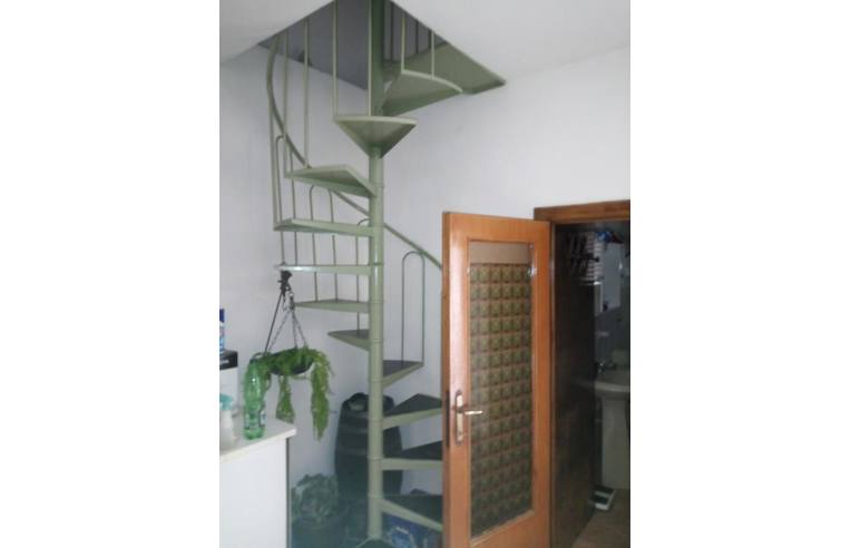 casa indipendente in vendita a Cortona in zona San Lorenzo