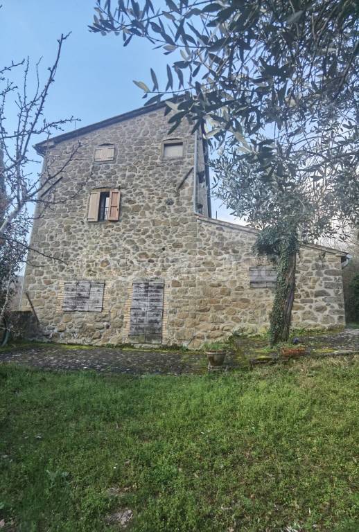 casa indipendente in vendita a Cortona in zona Casale