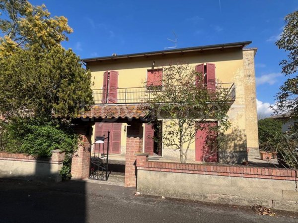 casa indipendente in vendita a Cortona in zona Santa Caterina