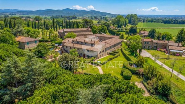 appartamento in vendita a Cortona in zona Camucia