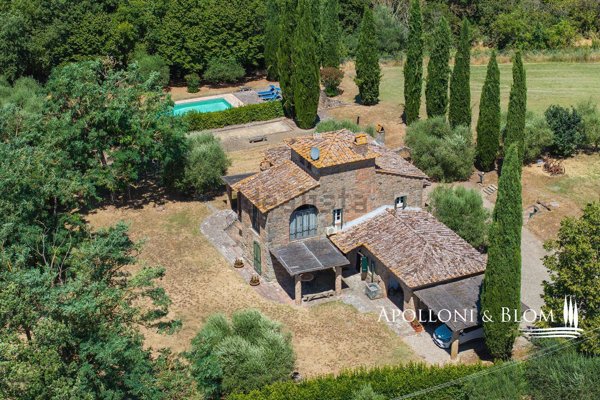 casa indipendente in vendita a Cortona in zona Farneta