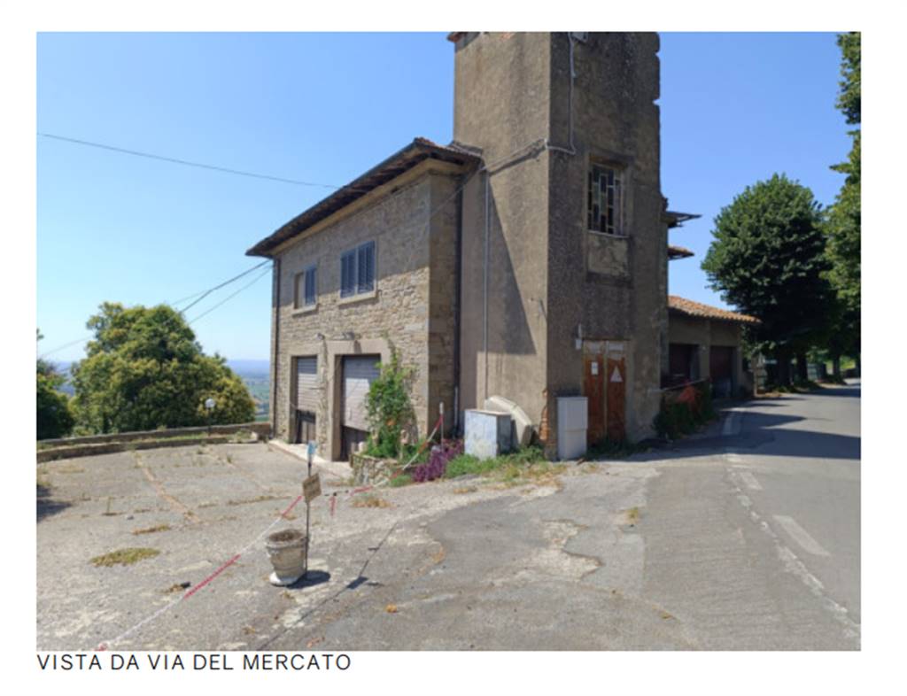 casa indipendente in vendita a Cortona