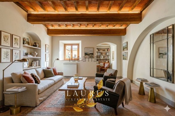 appartamento in vendita a Cortona in zona Montecchio