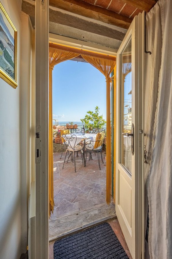 appartamento in vendita a Cortona