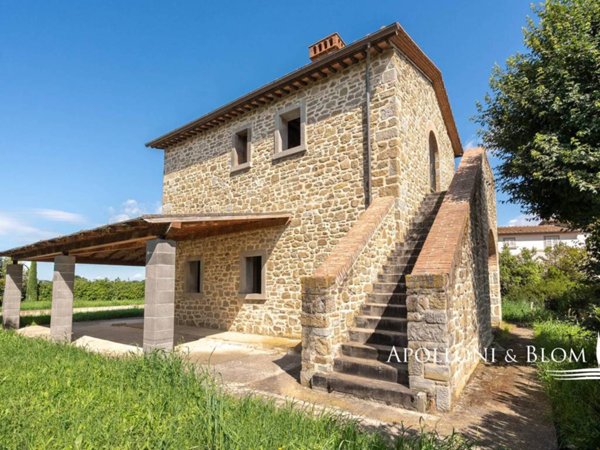 casa indipendente in vendita a Cortona in zona Casale