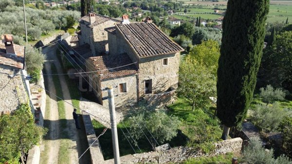casa indipendente in vendita a Cortona in zona Pergo