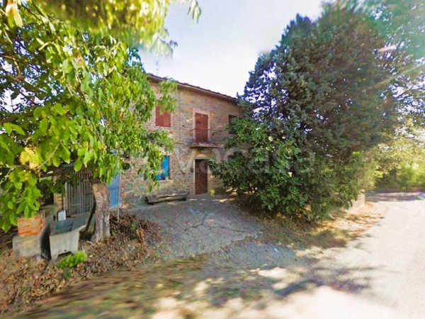 casa indipendente in vendita a Cortona in zona Borgonuovo