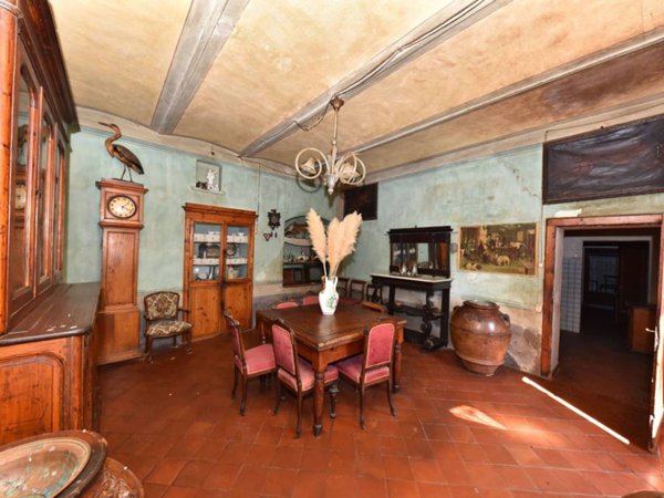 intera palazzina in vendita a Cortona