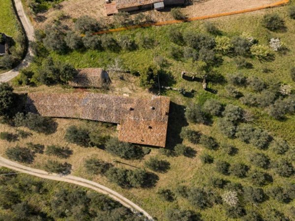 casa indipendente in vendita a Cortona in zona Casale