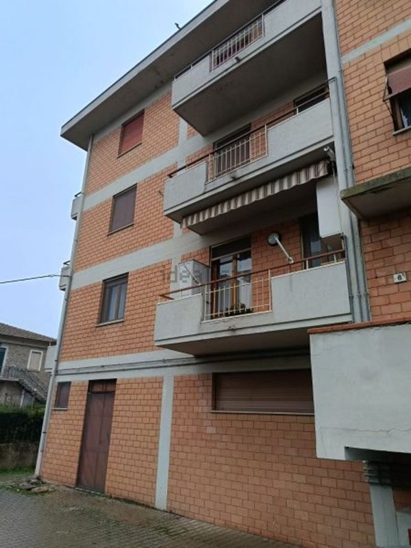 appartamento in vendita a Cortona in zona Terontola