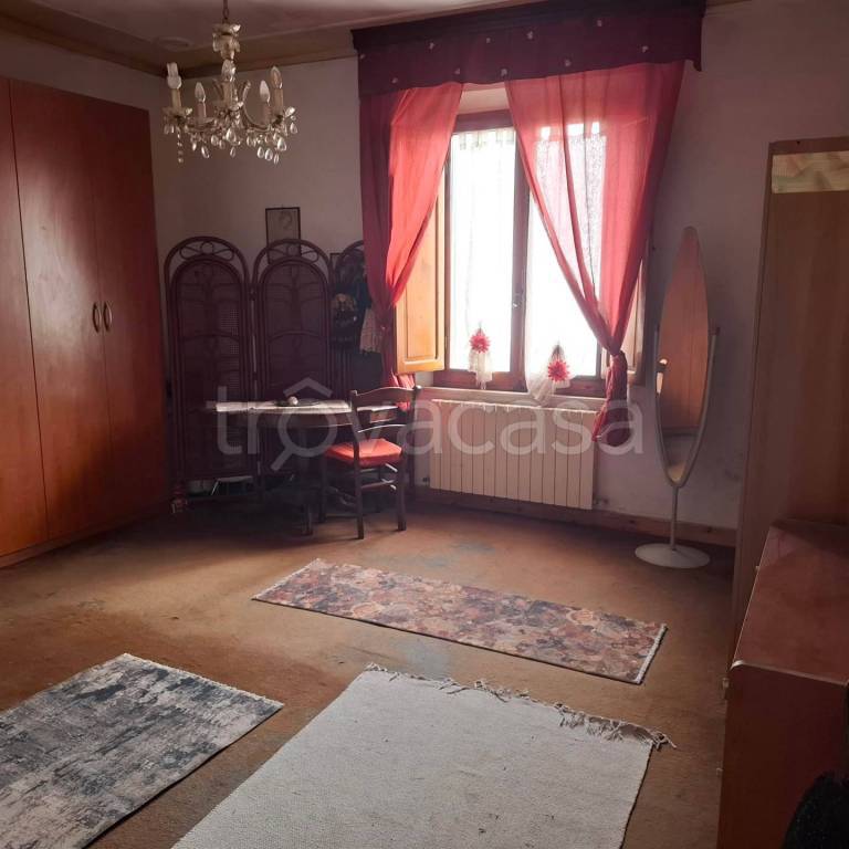 appartamento in vendita a Cortona in zona Montecchio