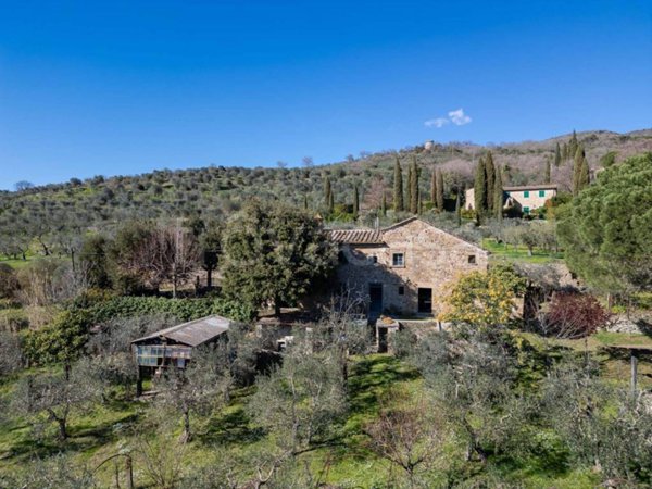 casa indipendente in vendita a Cortona in zona Casale