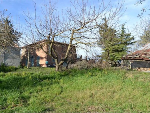 casa indipendente in vendita a Cortona in zona Casale