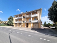 appartamento in vendita a Cortona in zona Camucia