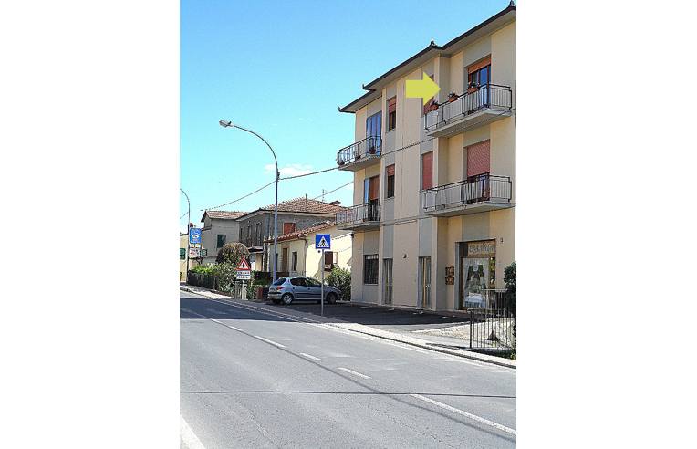 appartamento in vendita a Cortona in zona Camucia