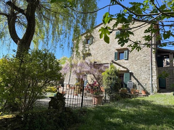casa indipendente in vendita a Cortona in zona Casale
