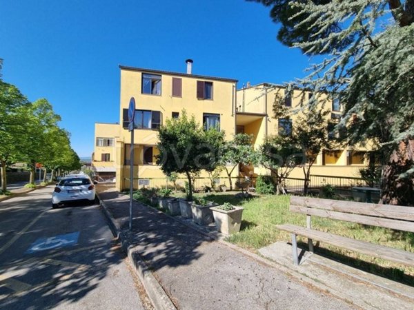 appartamento in vendita a Cortona in zona Camucia