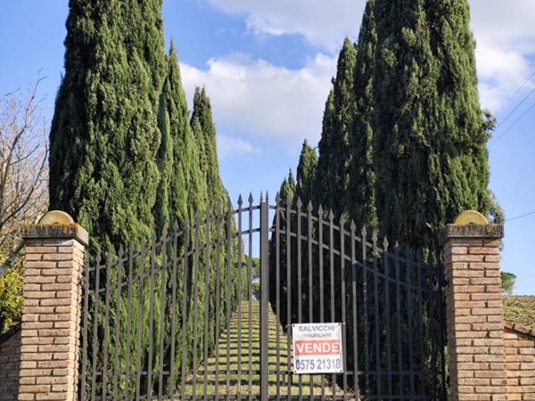 casa indipendente in vendita a Cortona in zona Casale
